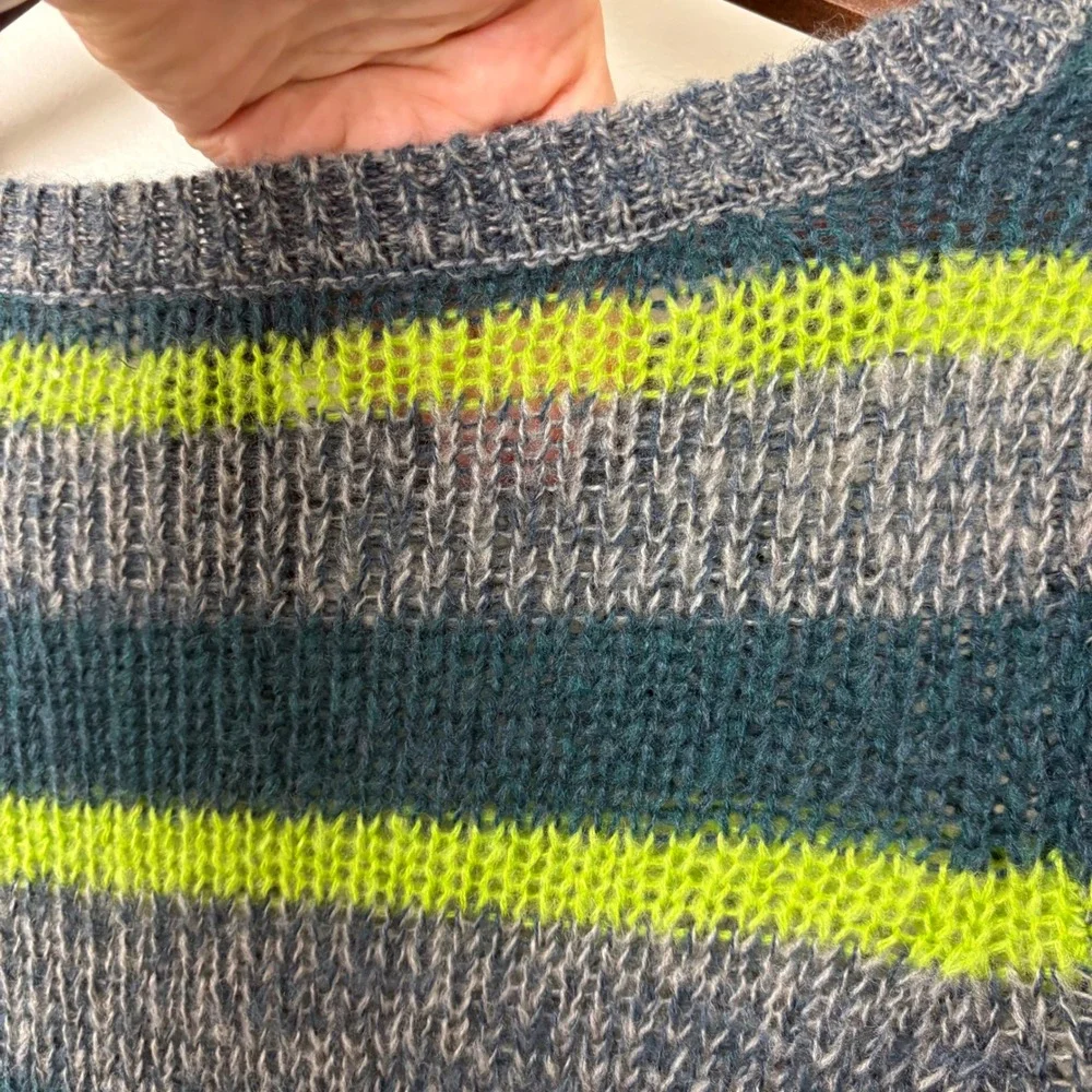 Vintage Y2K Sweater Bella Swan Green Gray‎ Stripe Womens XS Long Sleeves Knit